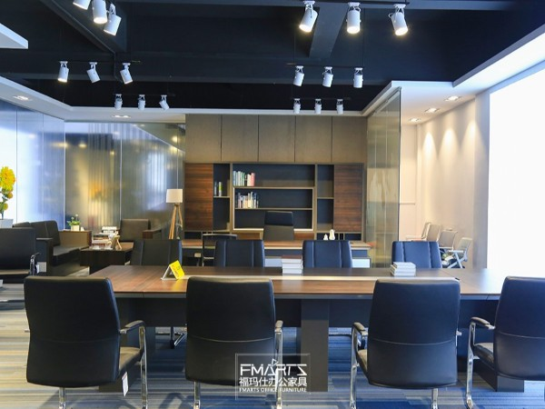 ?，斒宿k公家具展廳